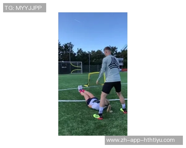 踢足球跳神的魅力探索与技巧分享让你在球场上闪耀光芒